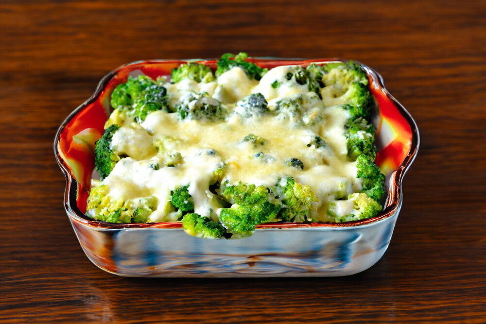 Broccoli with Meat Baked in the Oven
