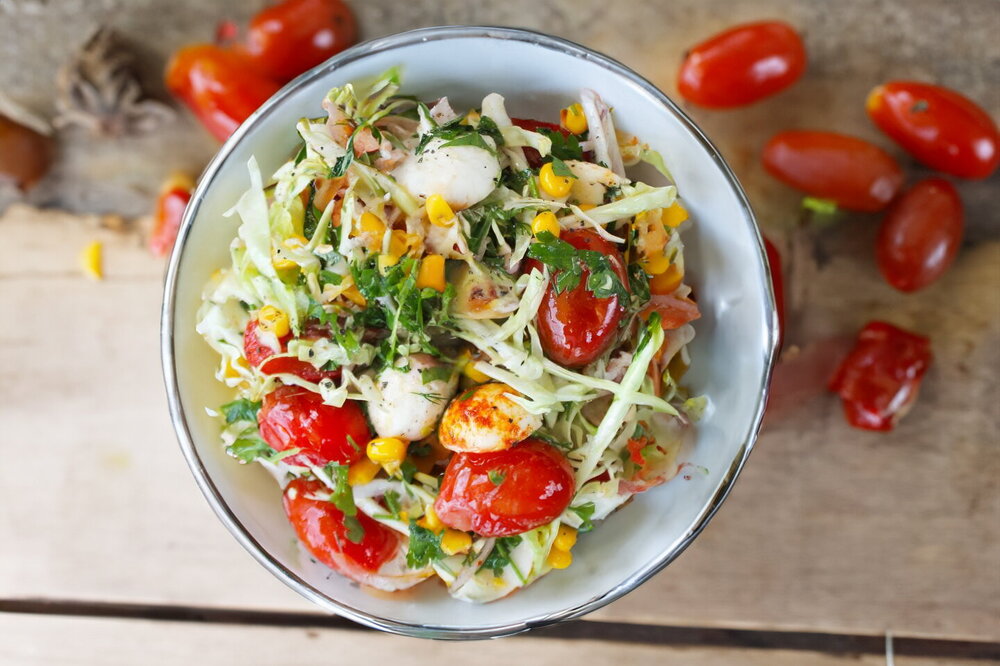 Young Cabbage Salad with Mozzarella and Cherry Tomatoes