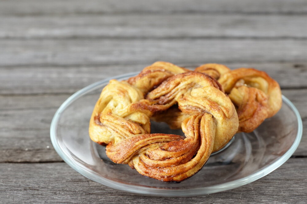 Cinnamon Puff Pastry Buns