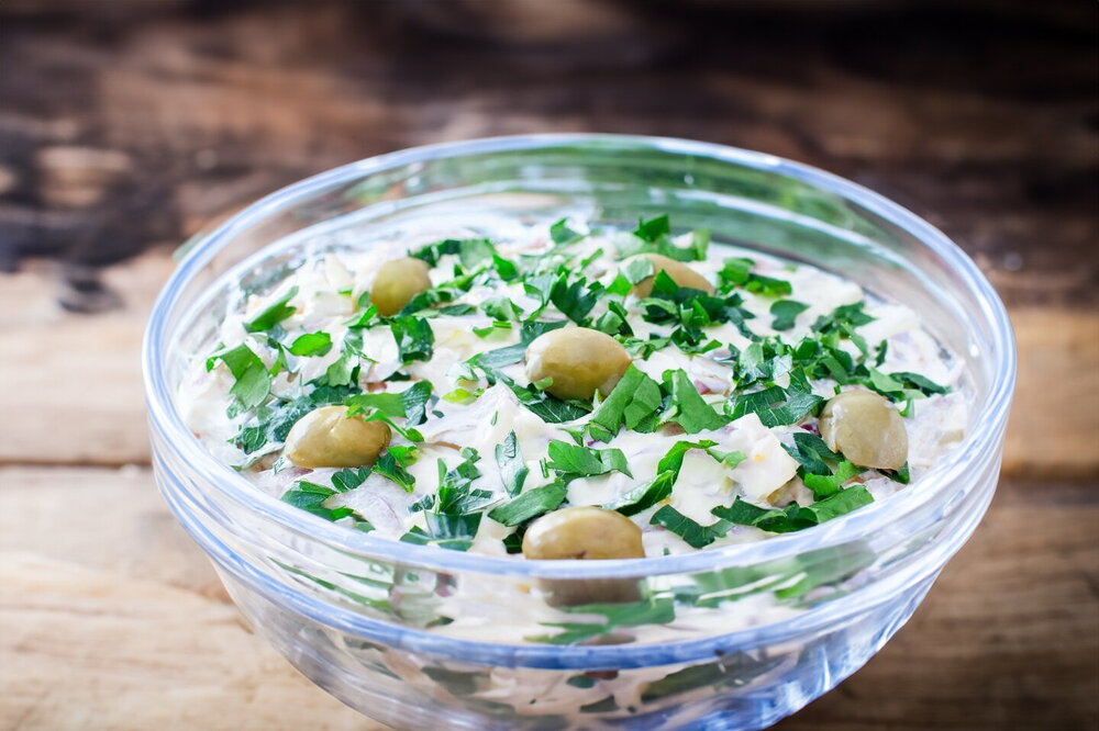 Salad with Smoked Braided Cheese