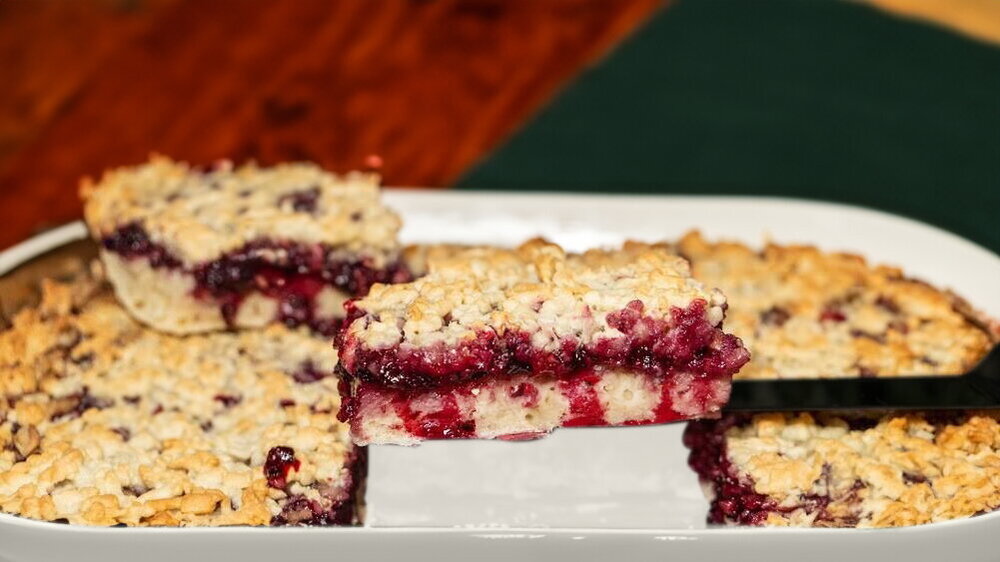 Shortcrust Pie with Jam and Walnuts