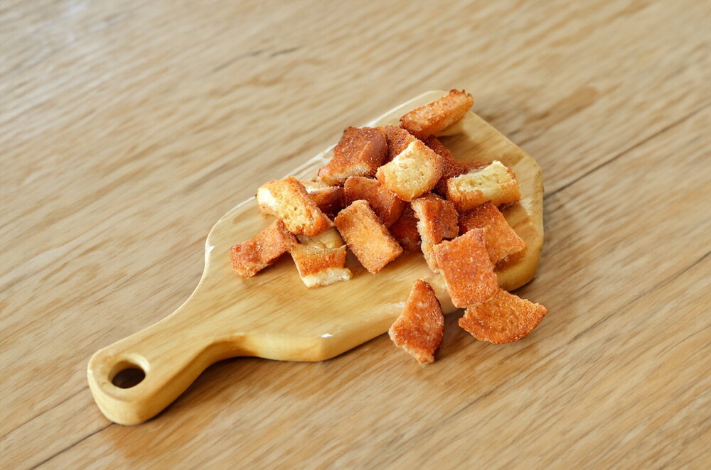 Microwave Bread Croutons