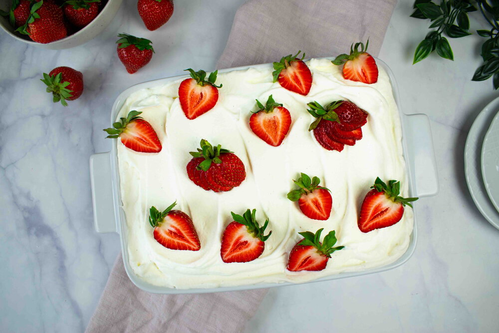 No bake dessert with strawberries and cream cheese