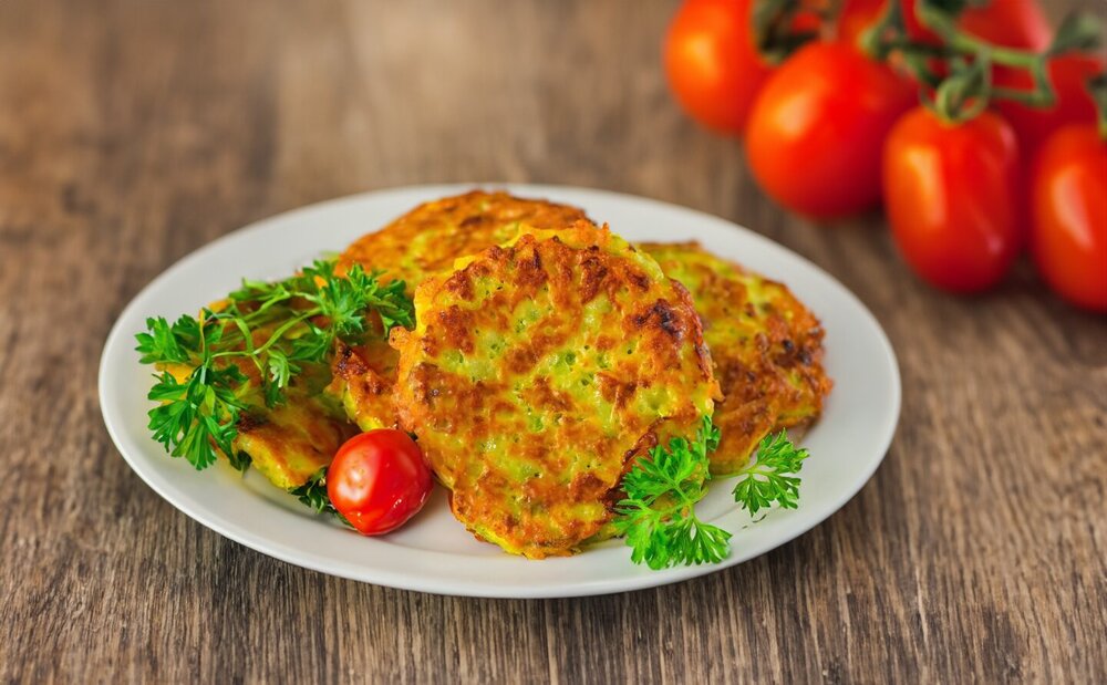 Pan-Fried Zucchini Pancakes with Minced Meat