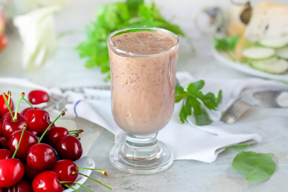 Banana Smoothie in a Blender