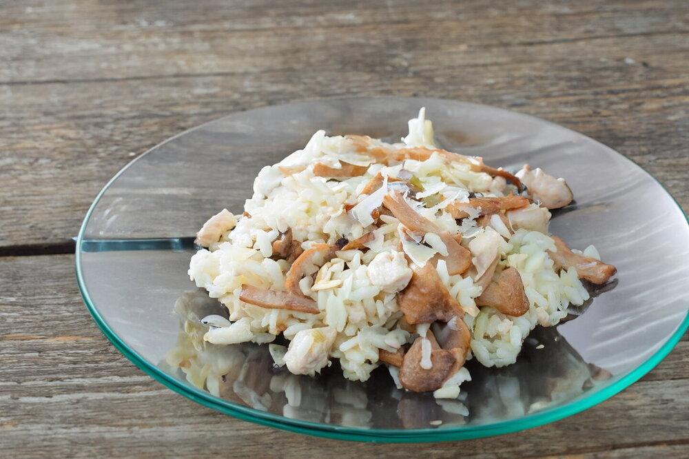 Classic Risotto with Chicken and Mushrooms