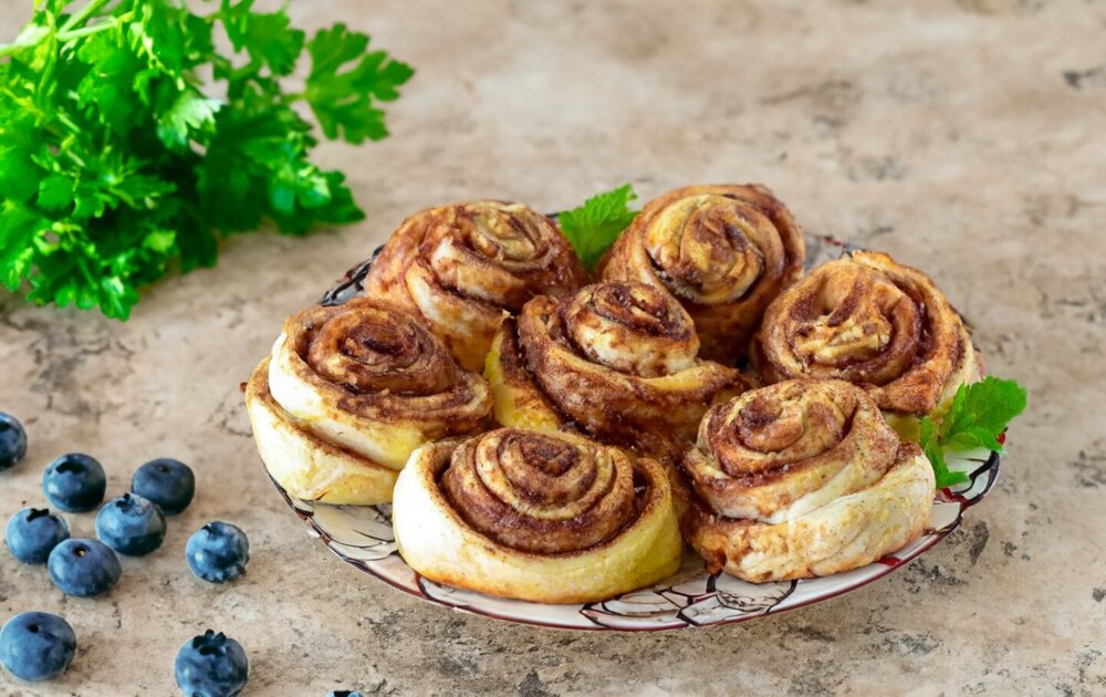 Yeast-Free Puff Pastry Rolls