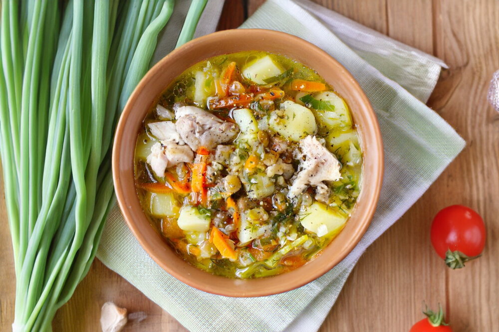 Green Lentil Soup with Chicken