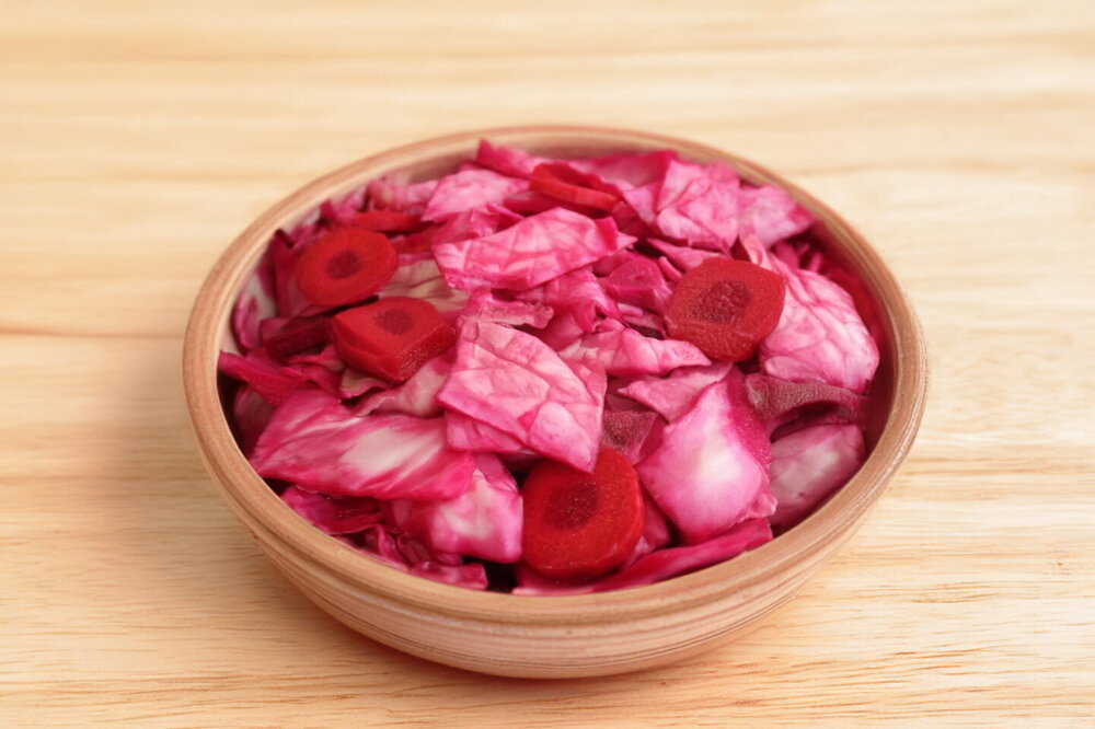 Spicy Winter Cabbage with Beets
