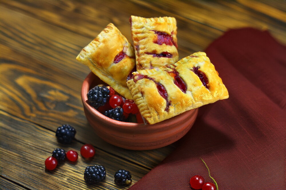 Puff Pastry Turnovers with Thick Jam