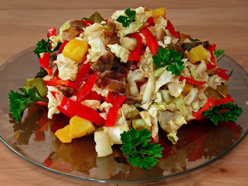 Meatless Salad with Napa Cabbage and Mushrooms