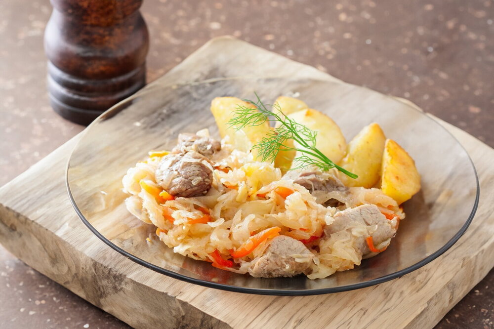 Stewed Sauerkraut with Meat
