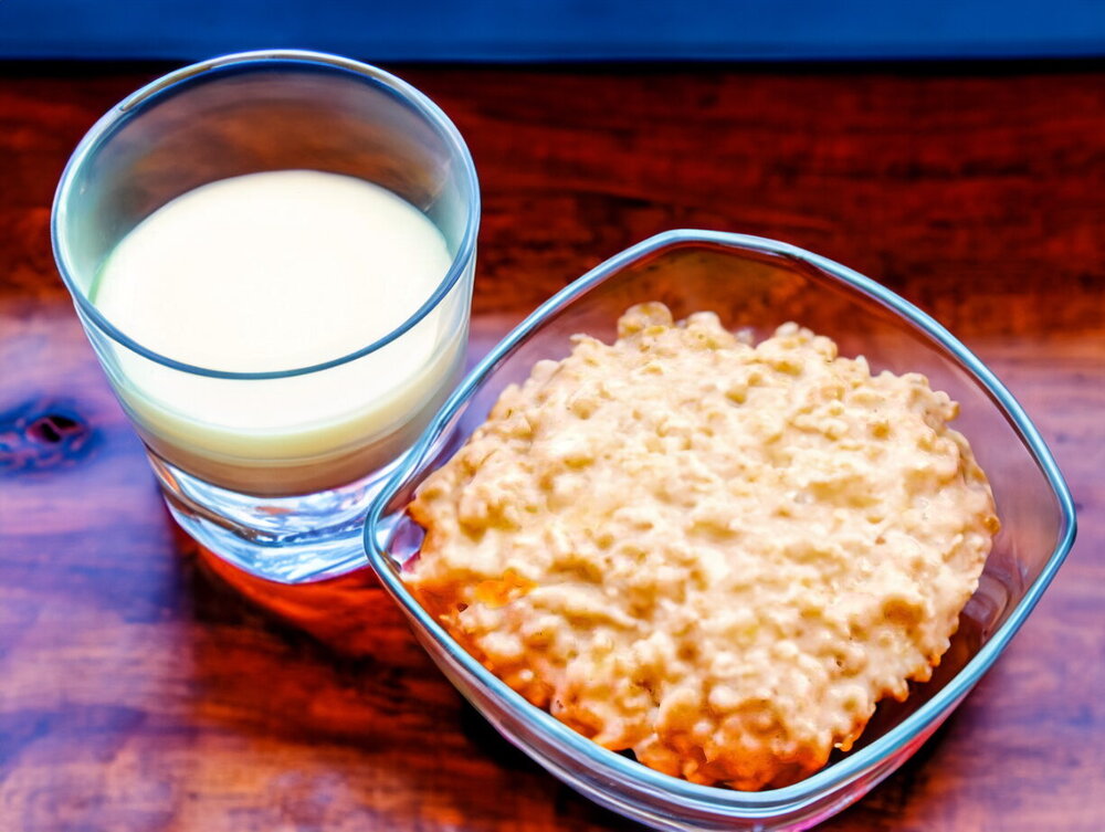 Milk Oatmeal Porridge in a Multicooker