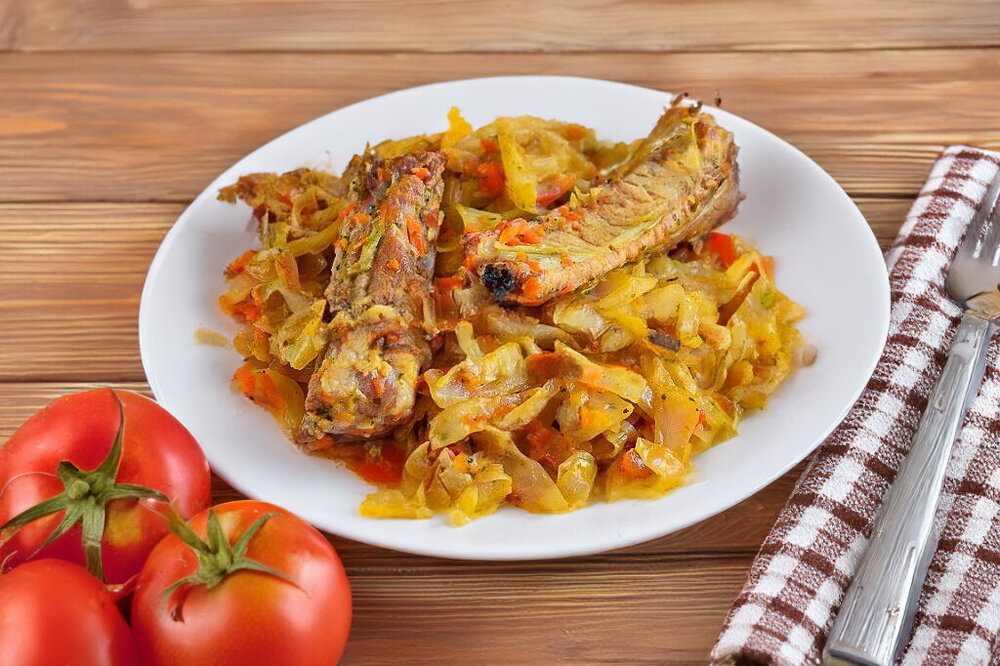 Stewed Pork Ribs with Cabbage