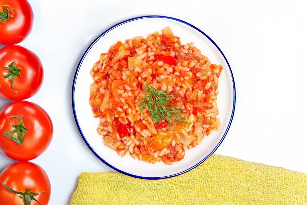 Canned Salad with Tomatoes, Peppers, and Rice