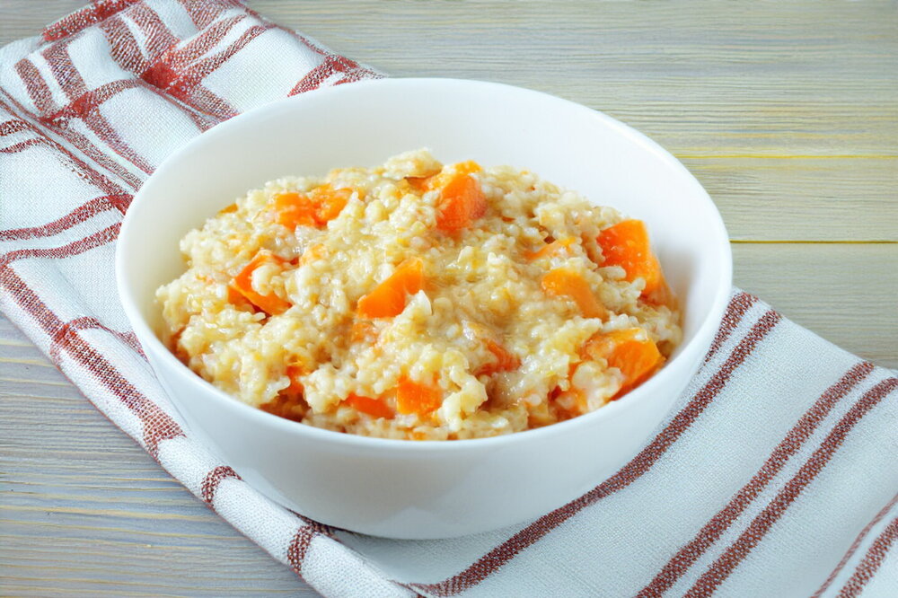 Wheat Porridge with Pumpkin and Milk