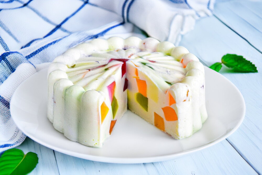 Broken Glass Jelly Cake with Sour Cream