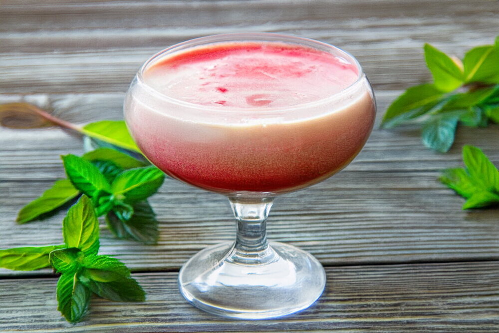 Turkish Berry and Fruit Sherbet Drink