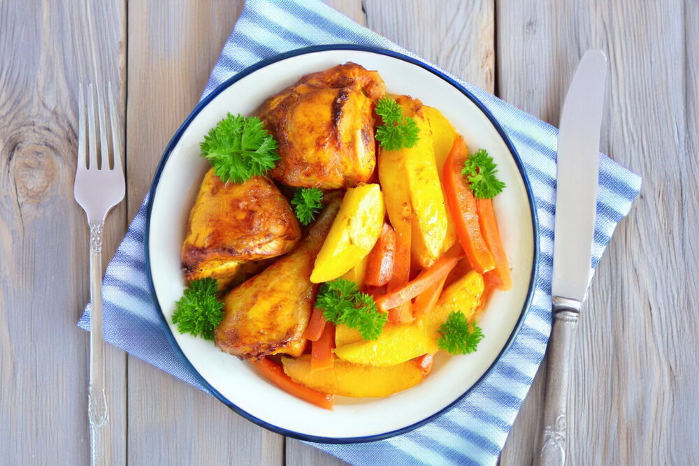 Chicken and Potatoes in a Roasting Bag