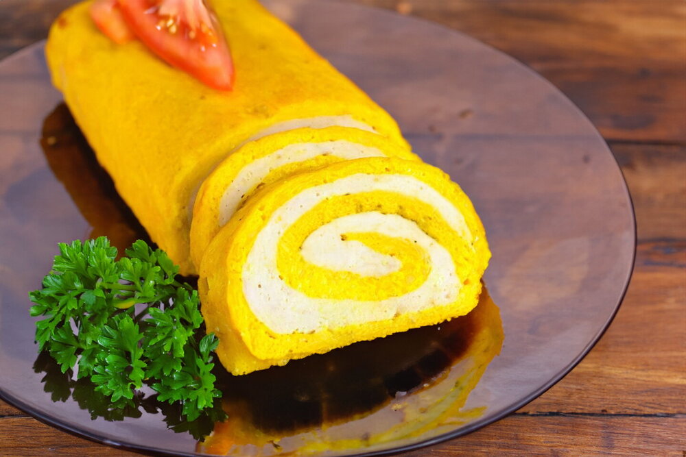 Baked Cheese Roll with Chicken Filling