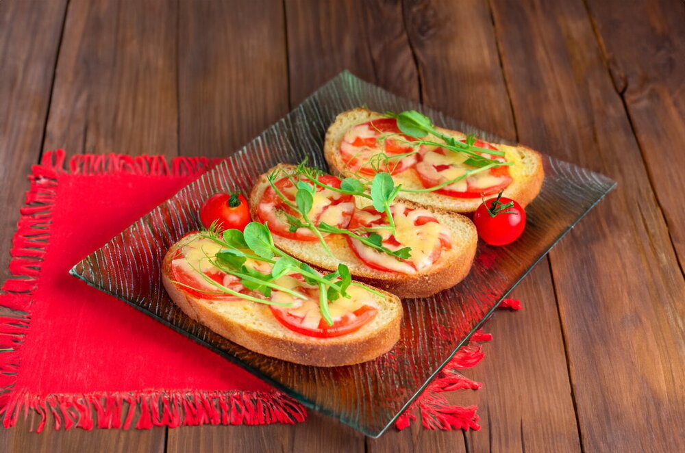 Baked Tomato and Cheese Sandwiches