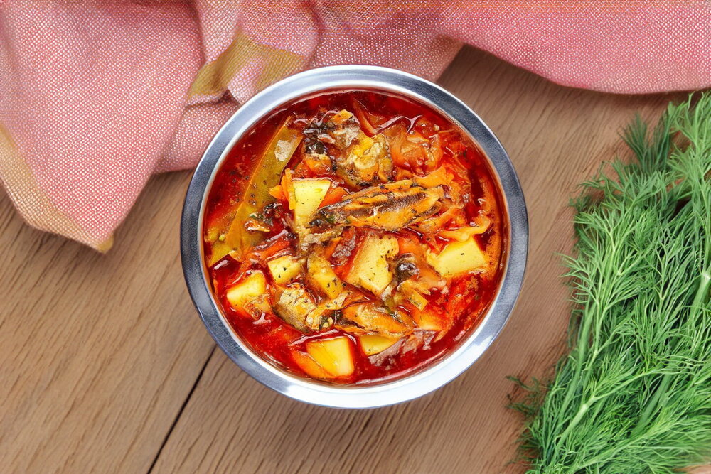 Fresh Cabbage Soup with Canned Fish