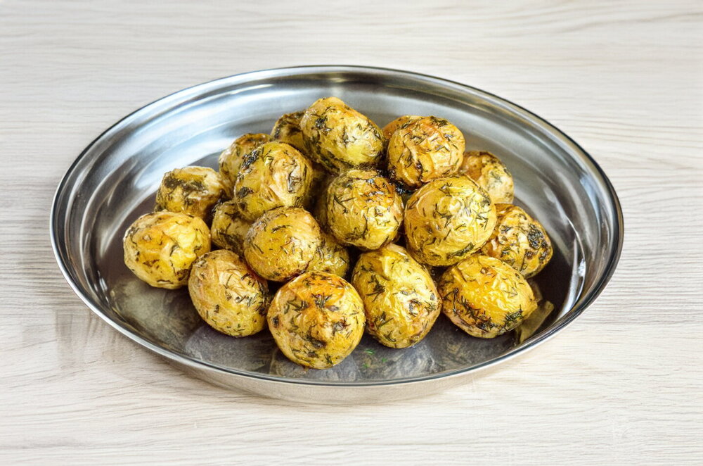 Roasted New Potatoes with Garlic