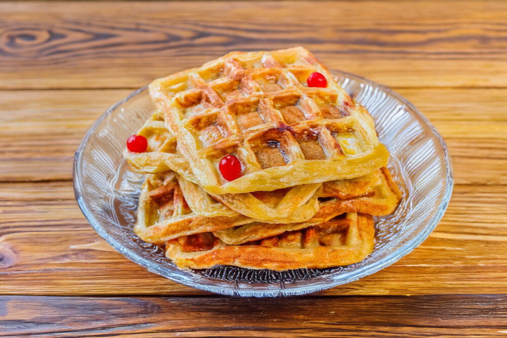 Apple Waffles with Rice Flour