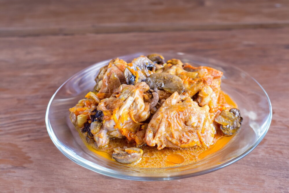 Stewed Chicken with Mushrooms and Carrots