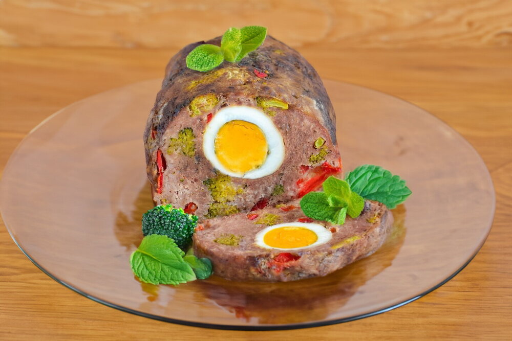 Baked Meat Soufflé with Eggs and Vegetables