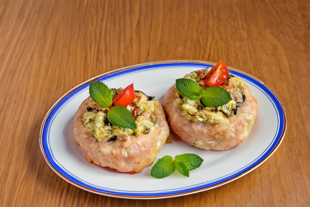 Baked Meat Nests with Mushrooms
