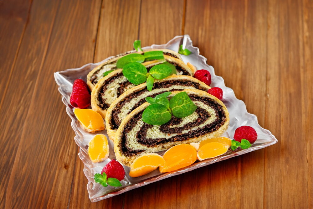 Vegan Poppy Seed Roll