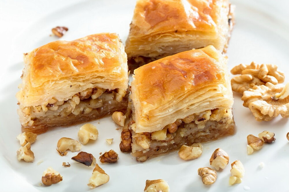 Walnut and honey baklava