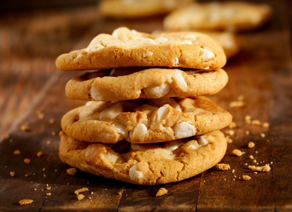 Cookies with white chocolate