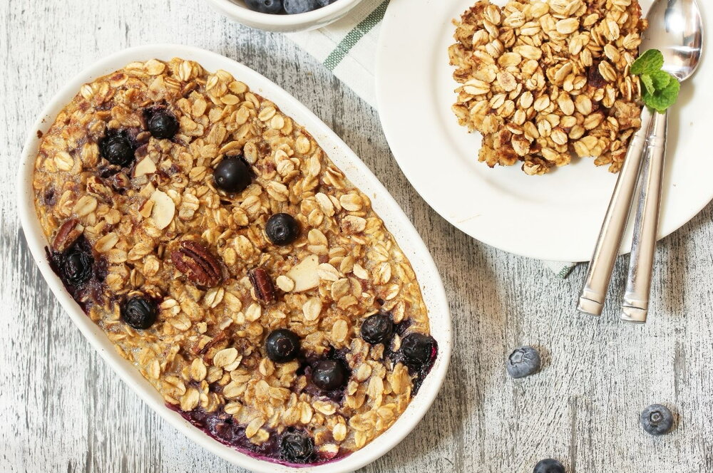 Air fryer blueberry baked oats