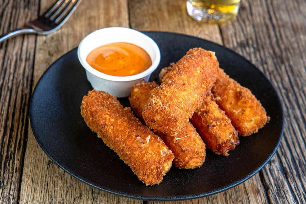 Air fryer mozzarella sticks