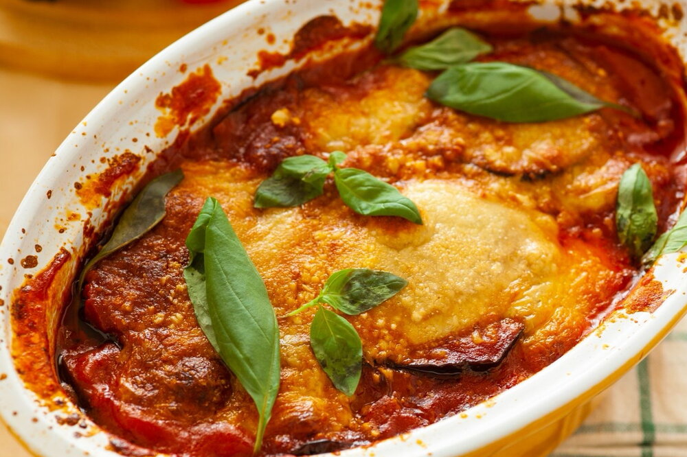 Eggplant and mozzarella bake