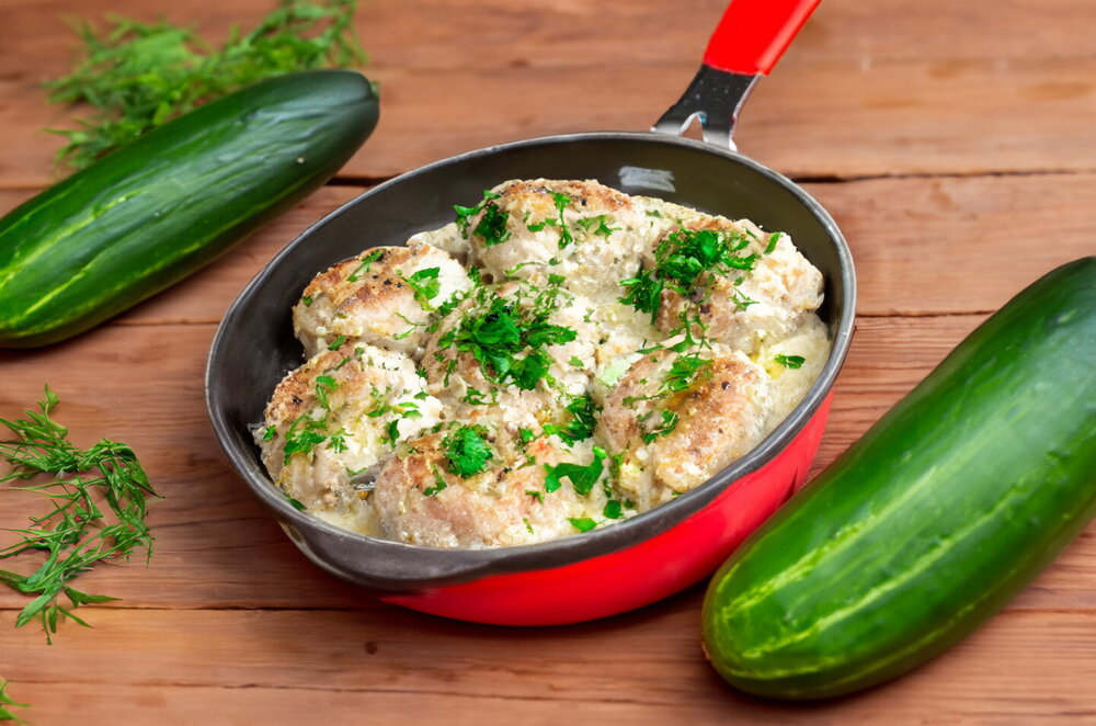 Meatballs in Cream Sauce in a Skillet
