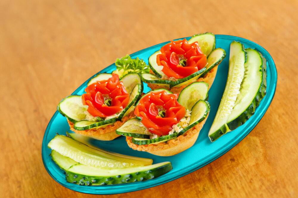 Tartlets with Red Fish and Cucumber