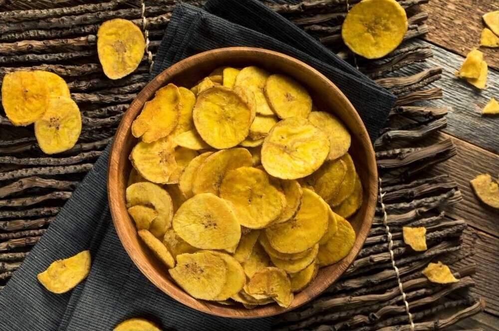 Homemade banana chips
