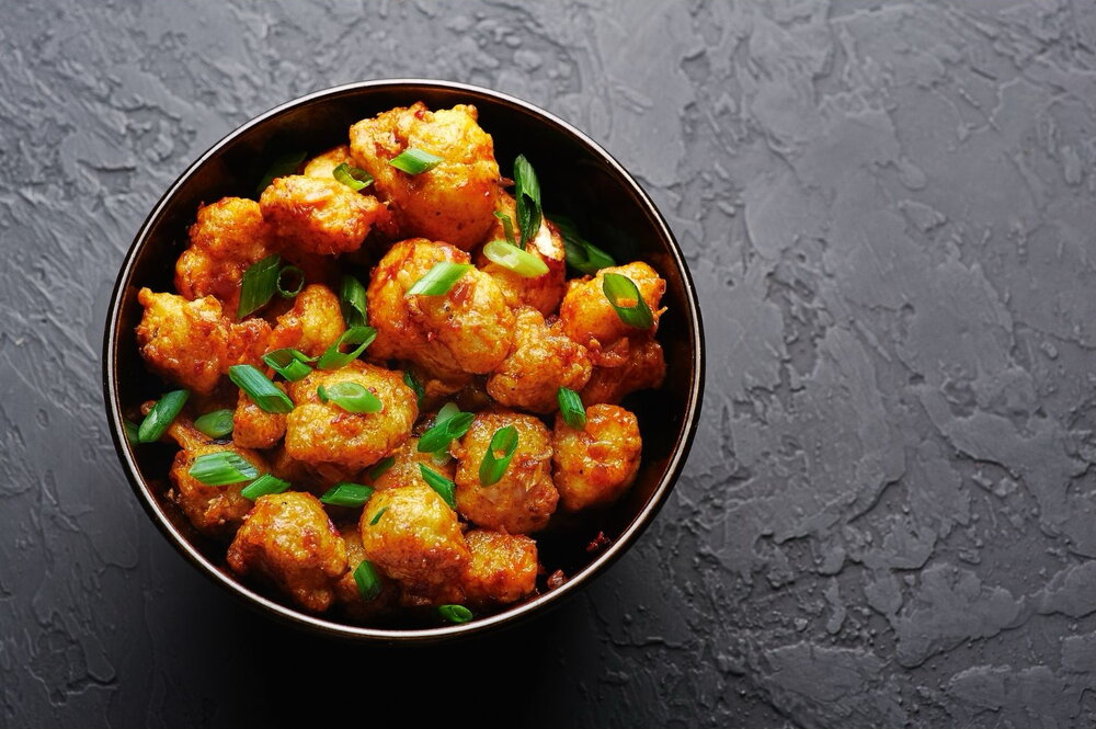 Cauliflower with sauce
