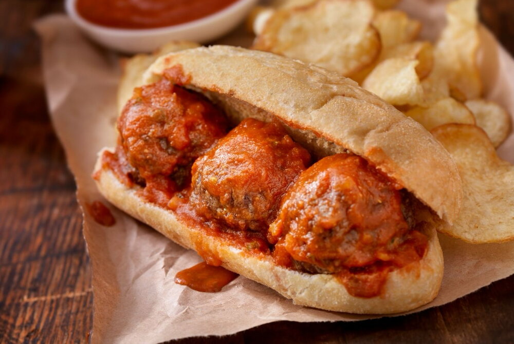 Beef and lentil meatballs with tomato sauce