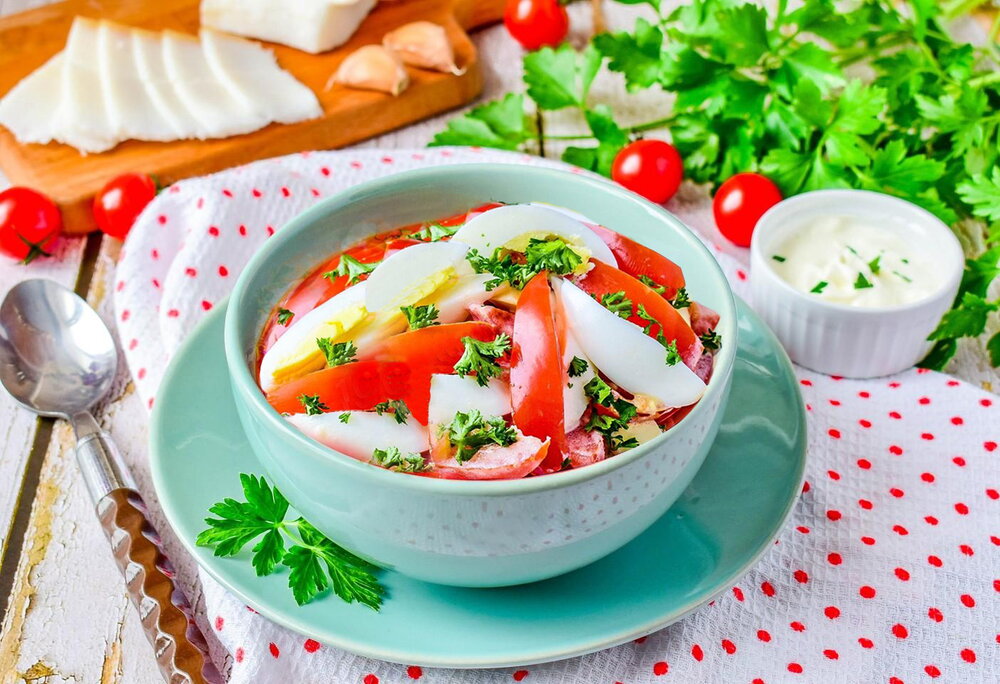 Tomato, Egg, and Garlic Salad